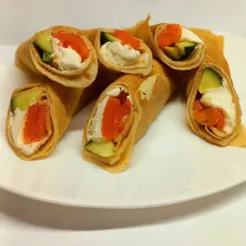 Блинчики с лососем