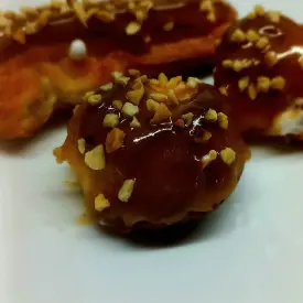 Профитроли с кремом