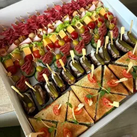 Канапе под крепкое