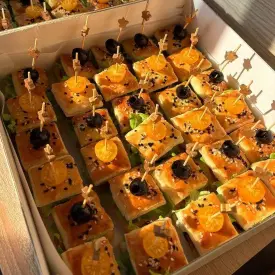 Клаб-канапе