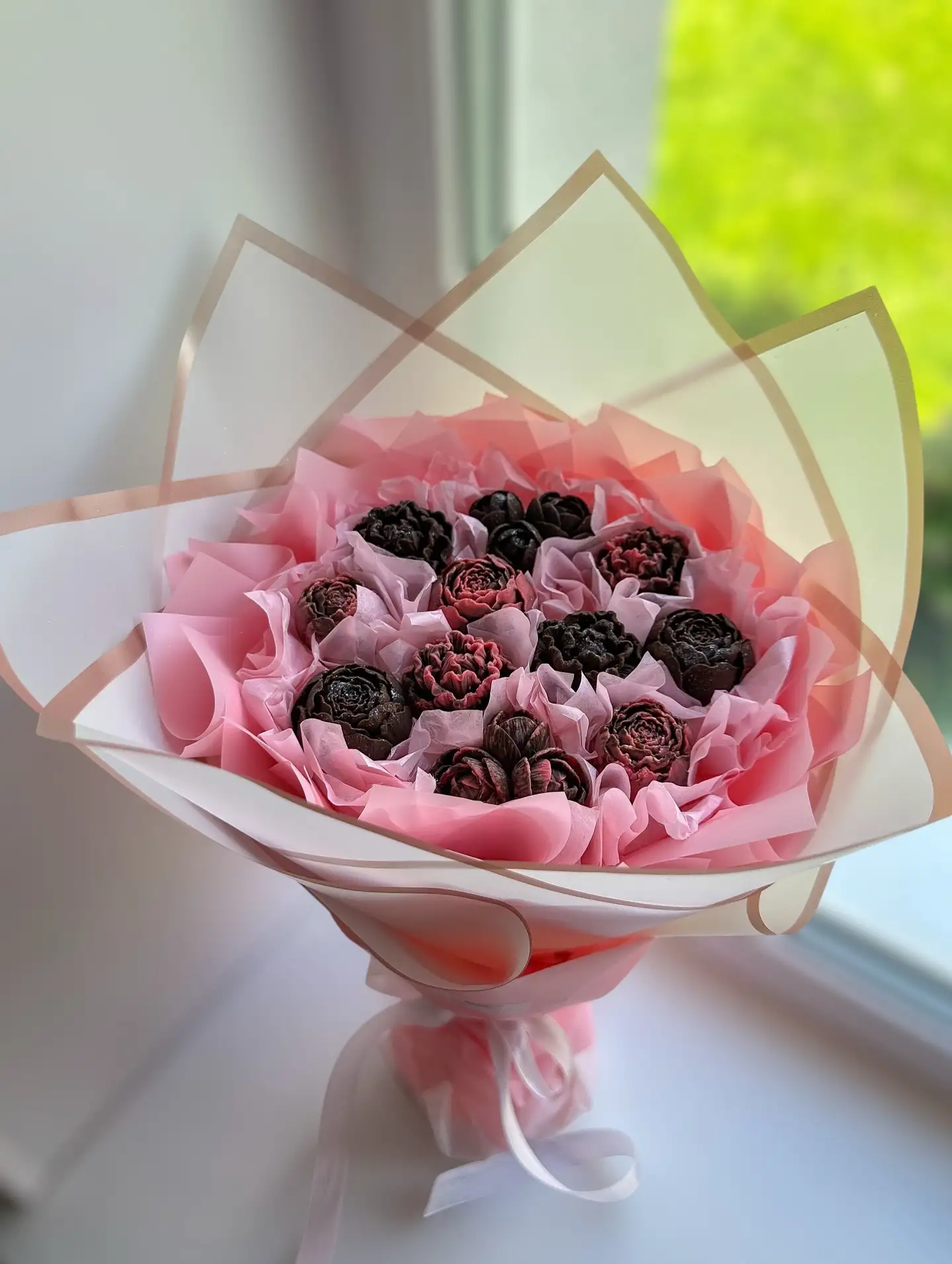 Шоколадные букеты «Пионы» с начинками фото 2