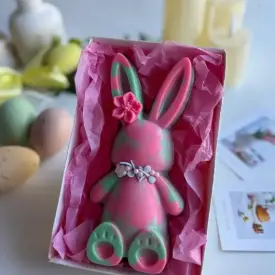 Милый зайка к светлому празднику Пасхи