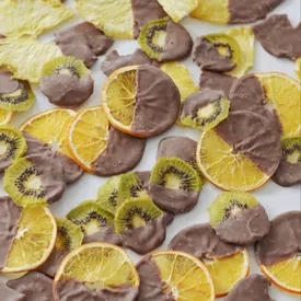 Фруктовые чипсы в мол. шоколаде яблоко, 50 гр.