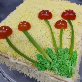 Наполеон с тунцом