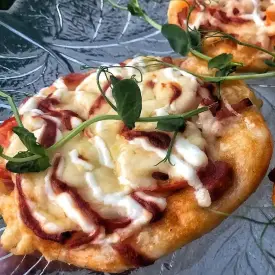 Мини-пицца с ветчиной