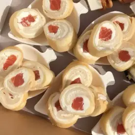 Рулетики из блинов