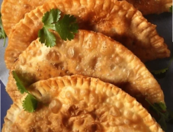 Чебуреки из свинины и курицы, 600гр.