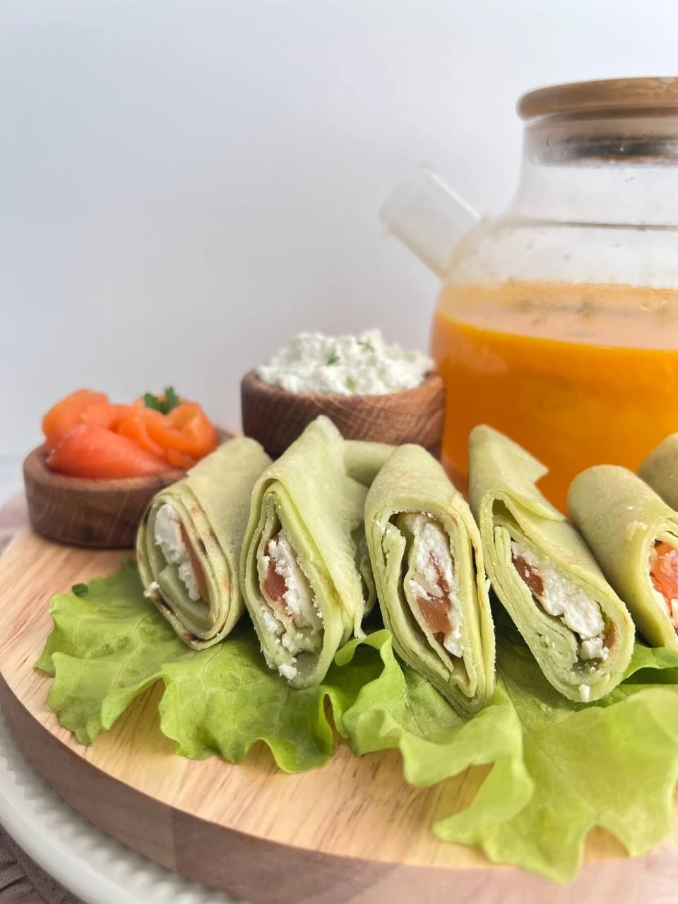 Блинчики шпинатные с лососем и сливочным сыром, 500гр. фото 2