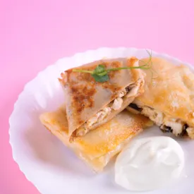 Блинчики с курицей и грибами, 600гр.