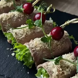 Рулетики из языка говядины