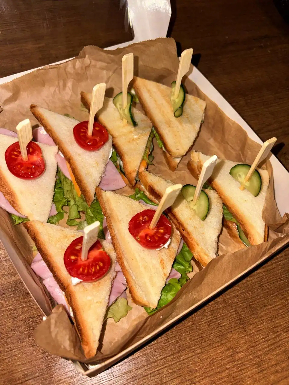 Бокс мини-сэндвичей