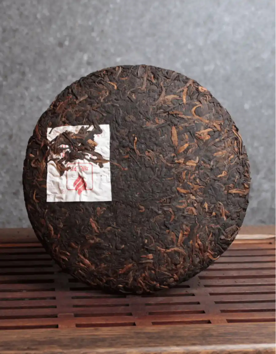 Шу Пуэр Цзиньдан Байнянь Хуэйгань «Послевкусие Вечности» фото 2