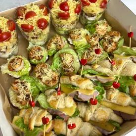 Бокс "Цезарь и круассаны", 26 шт.