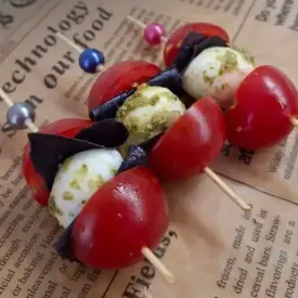 Канапе «Капрезе»