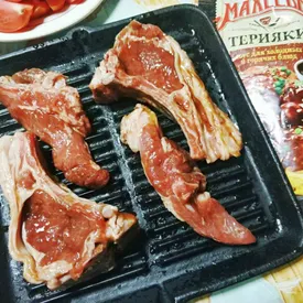 Стейк из каре ягненка с хребтом, 1 кг