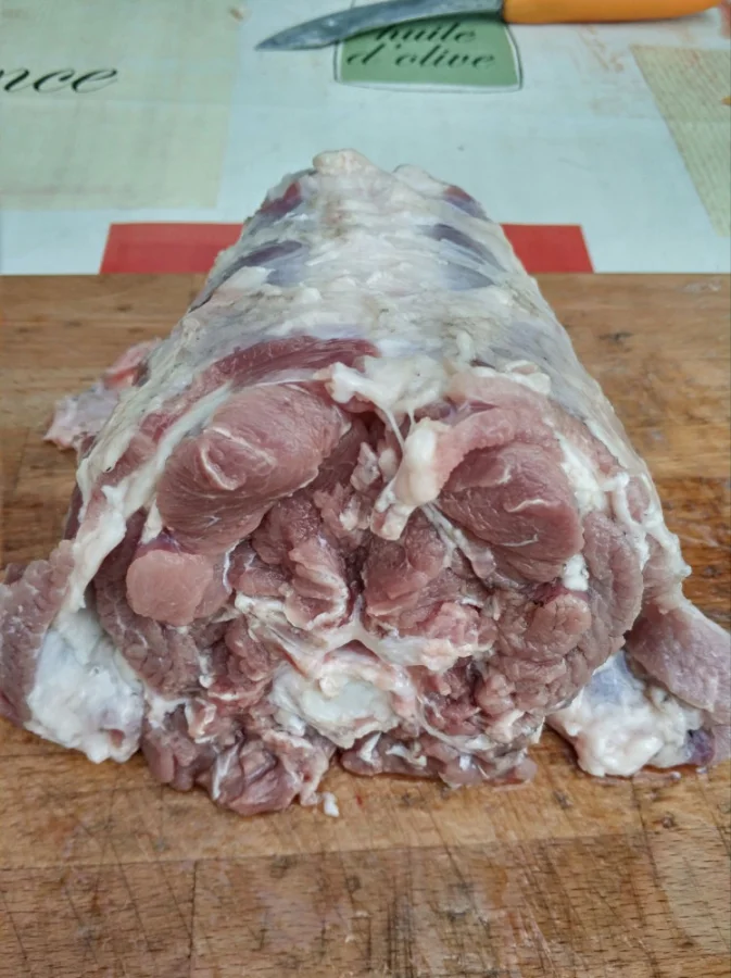 Шея на кости, 1 кг