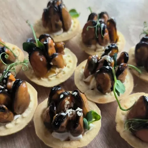 Тарталетки с мидиями