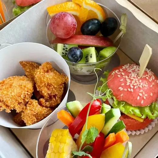 Бокс Киндер 1