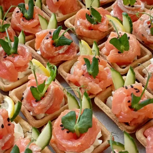 Тарталетки с форелью