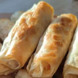 Рулетики из лаваша с ветчиной и сыром