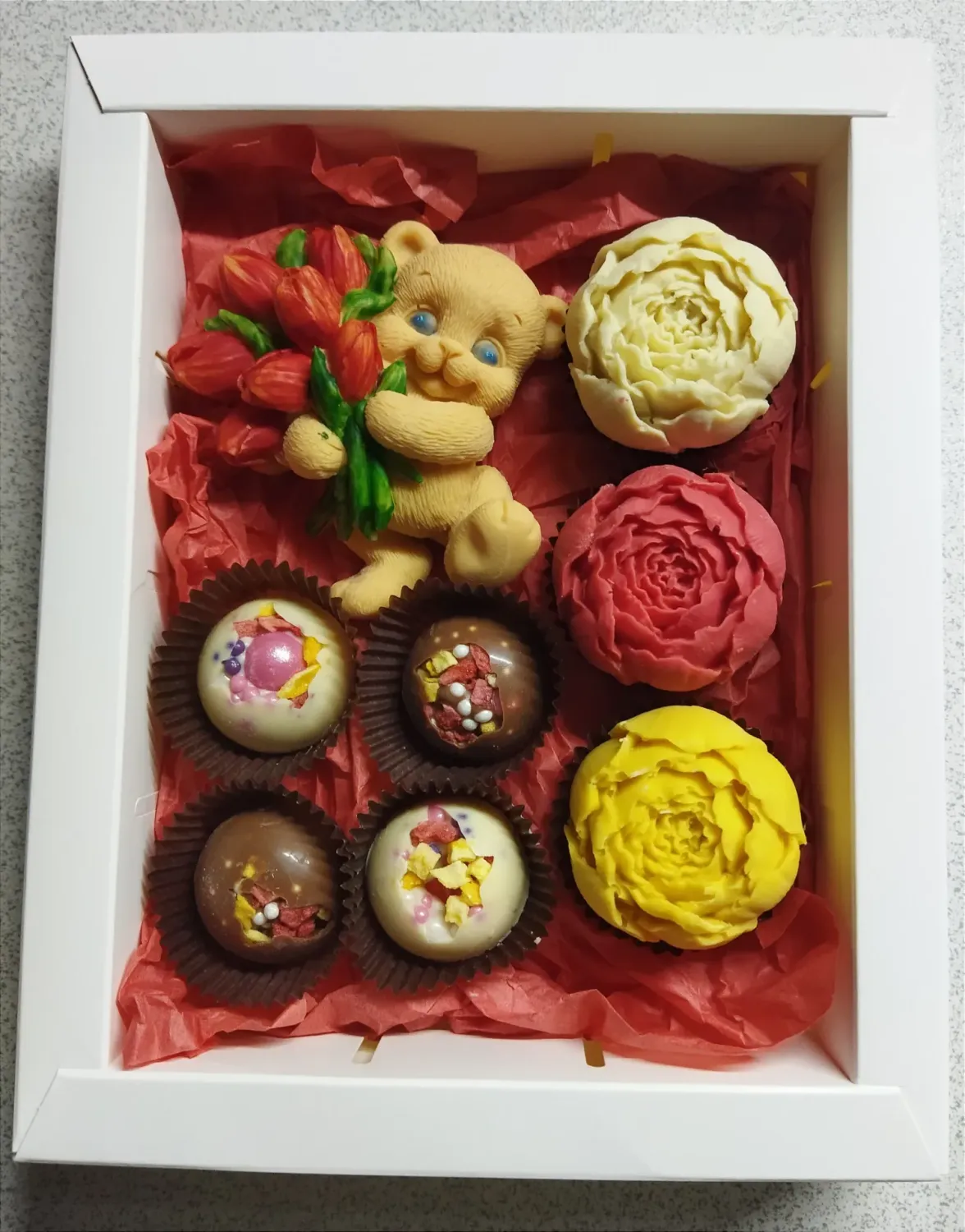 Шоколадные фигурки фото 4