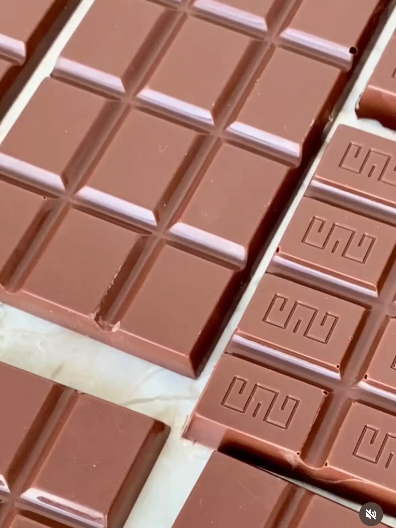 Шоколад “Dark Milk” фото 2