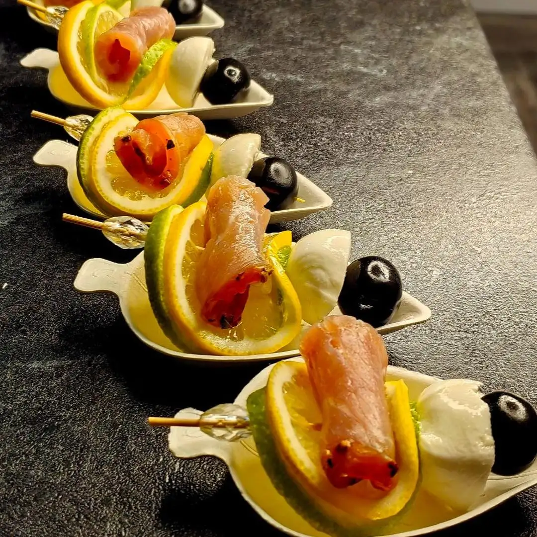 Канапе фото 3