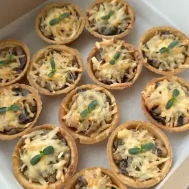 Тарталетки с жульеном (запечённые)