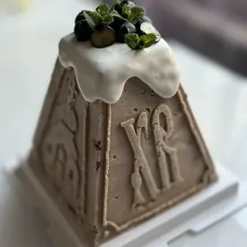 Пасха творожная шоколадная, 900 гр.