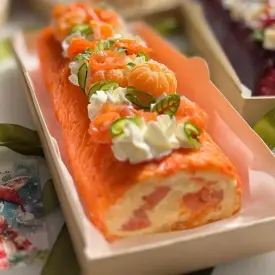 Салат с форелью