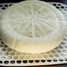 Адыгейский сыр