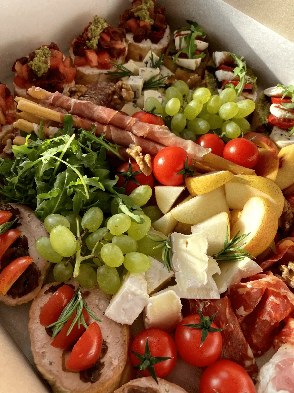 Premium Red Box фото 4