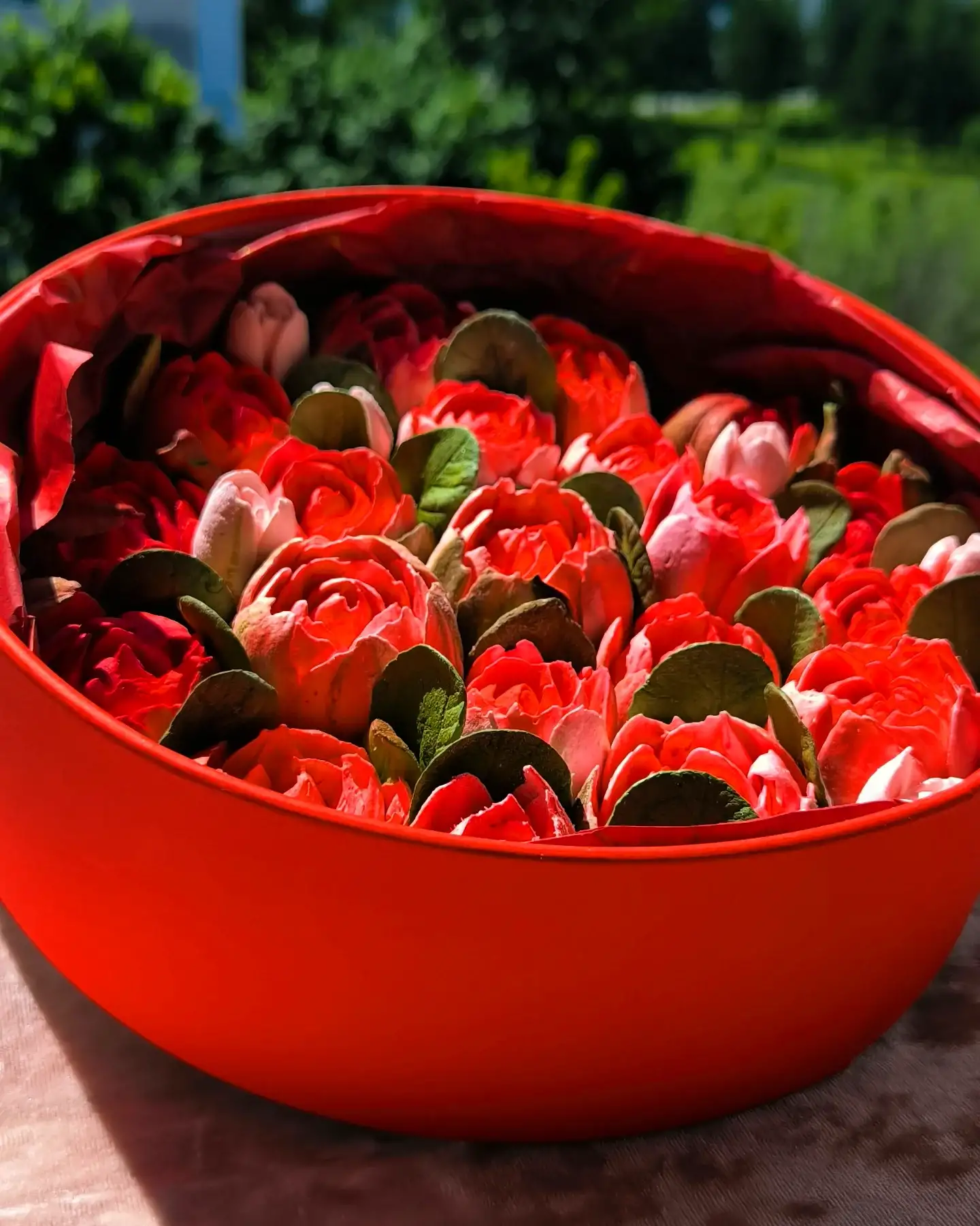 Зефир премиум-класса в круглой коробке с окошком, 25 см фото 4