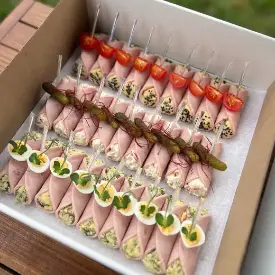 Рулетики из ветчины