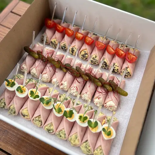 Рулетики из ветчины