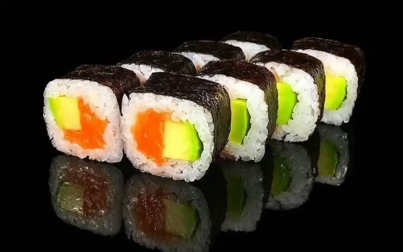 Ролл «Сяке авокадо», 8 шт.