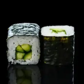 Ролл «Маки огурец», 8 шт.