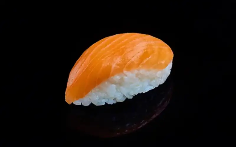 Нигири «Лосось», 1 шт.