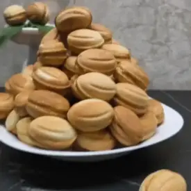 Орешки с кокосовым кремом