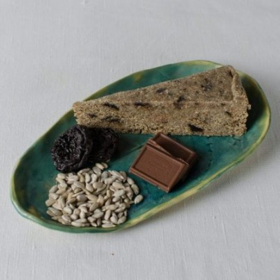 Халва подсолнечная с молочным шоколадом, специями, черносливом и капелькой коньяка, 100 гр. фото 4