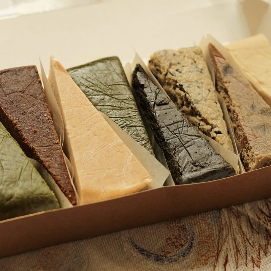 Набор халвы из 7 вкусов